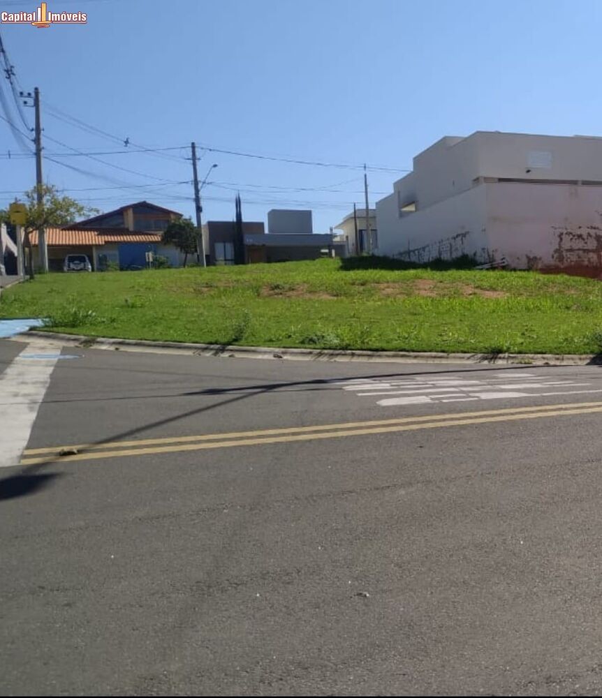 Loteamento e Condomínio, 340 m² - Foto 1