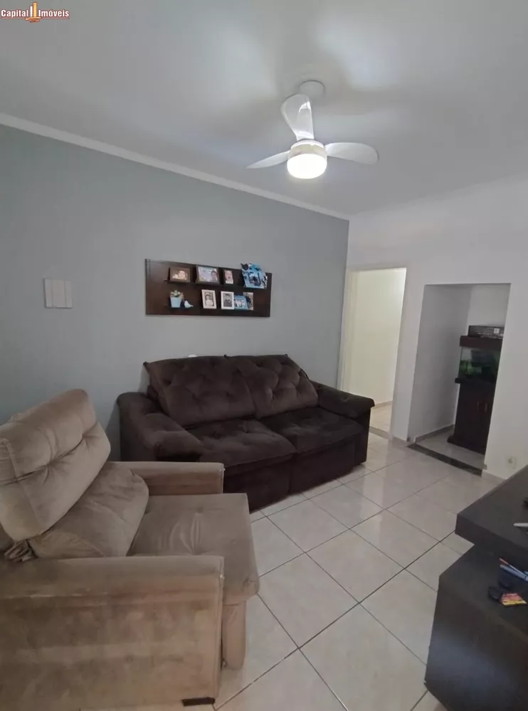 Casa à venda com 3 quartos, 199m² - Foto 4