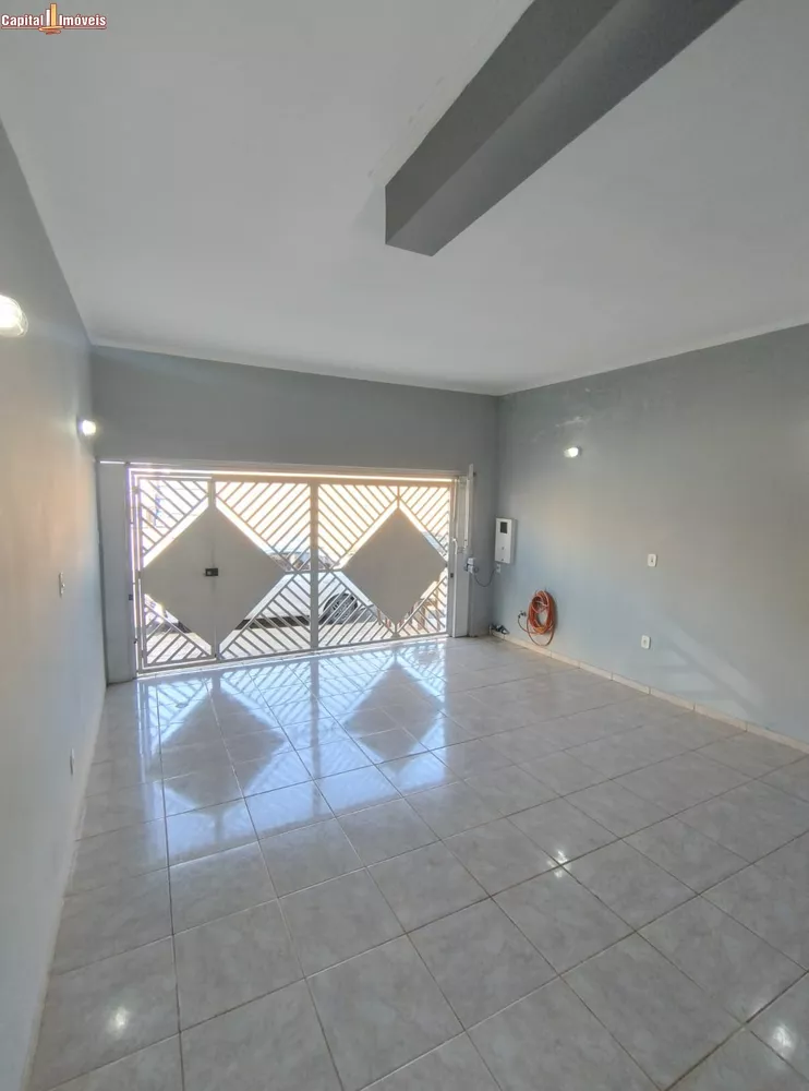 Casa à venda com 3 quartos, 199m² - Foto 3