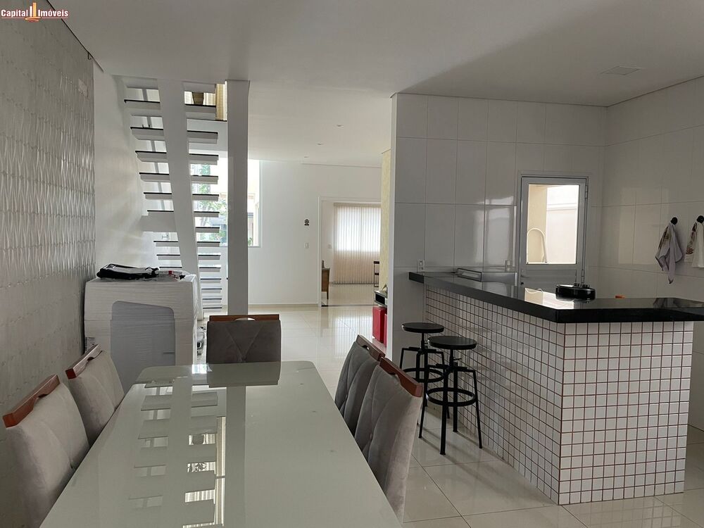 Casa, 3 quartos, 175 m² - Foto 3