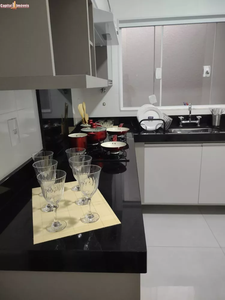 Casa, 3 quartos, 114 m² - Foto 2