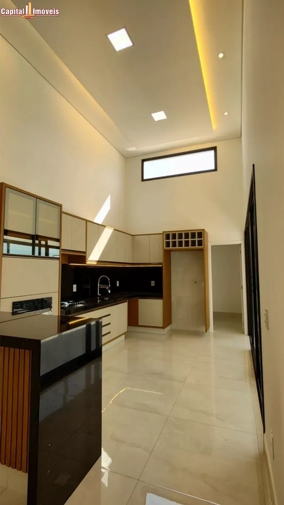Casa, 3 quartos, 221 m² - Foto 4