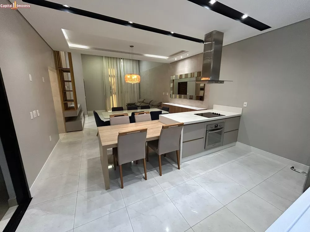Casa, 3 quartos, 250 m² - Foto 1