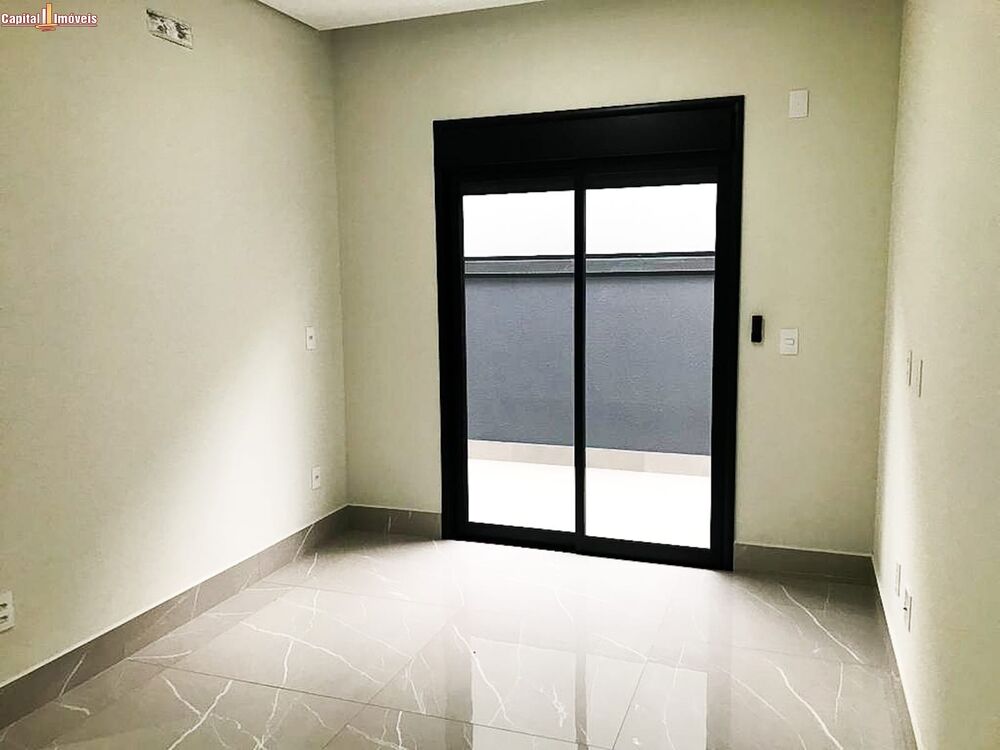 Casa à venda com 3 quartos, 300m² - Foto 7