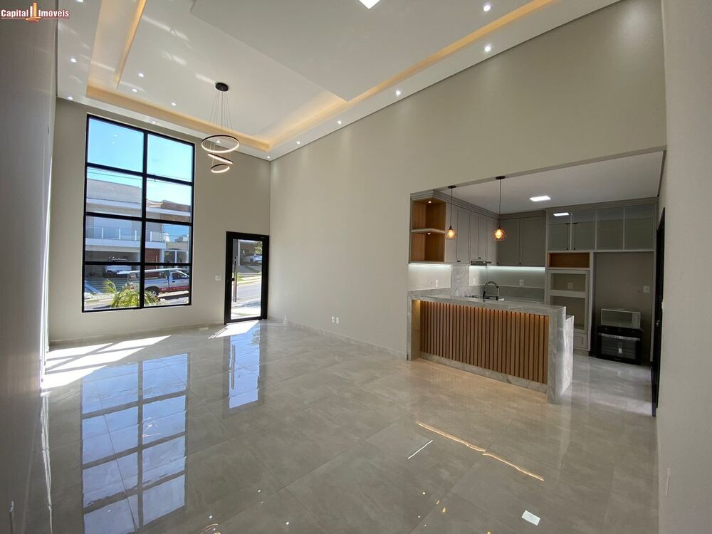 Casa à venda com 3 quartos, 180m² - Foto 2