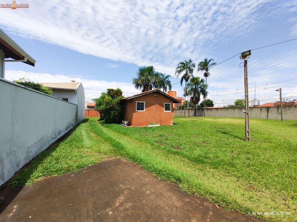 Casa à venda com 4 quartos, 335m² - Foto 4