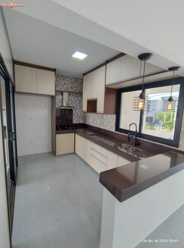 Casa, 3 quartos, 136 m² - Foto 2