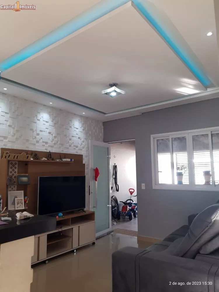 Casa à venda com 3 quartos, 150m² - Foto 3