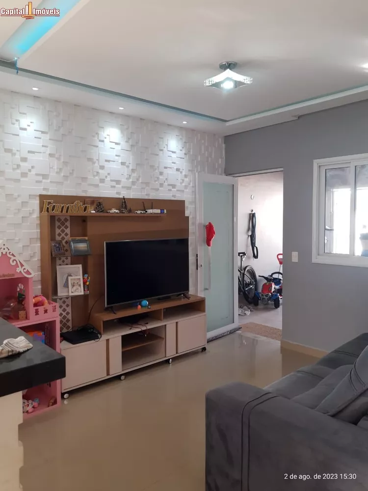 Casa à venda com 3 quartos, 150m² - Foto 2