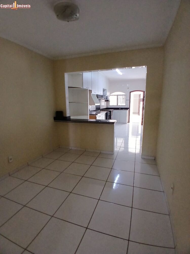 Casa para alugar com 3 quartos, 198m² - Foto 6