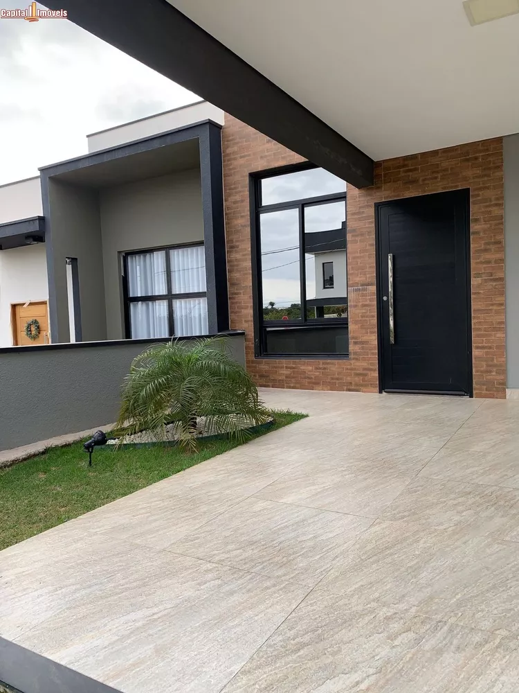 Casa à venda com 3 quartos, 150m² - Foto 2