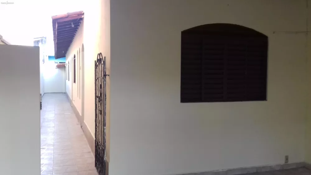 Casa à venda com 3 quartos, 94m² - Foto 4