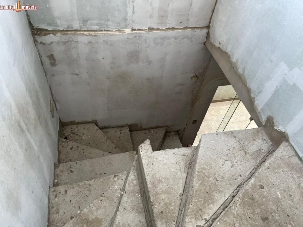 Casa, 4 quartos, 205 m² - Foto 1
