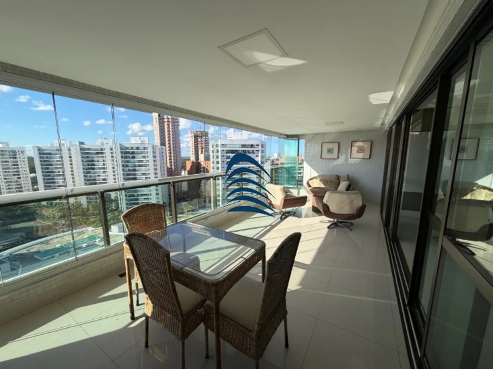Apartamento, 3 quartos, 243 m² - Foto 1