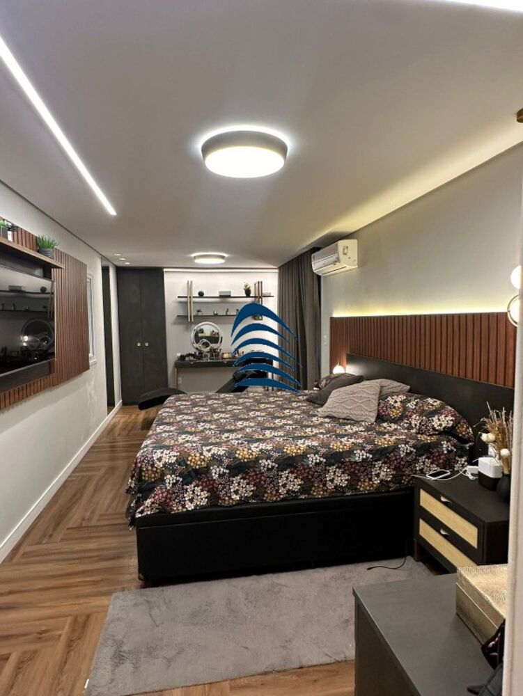 Casa, 4 quartos, 272 m² - Foto 4