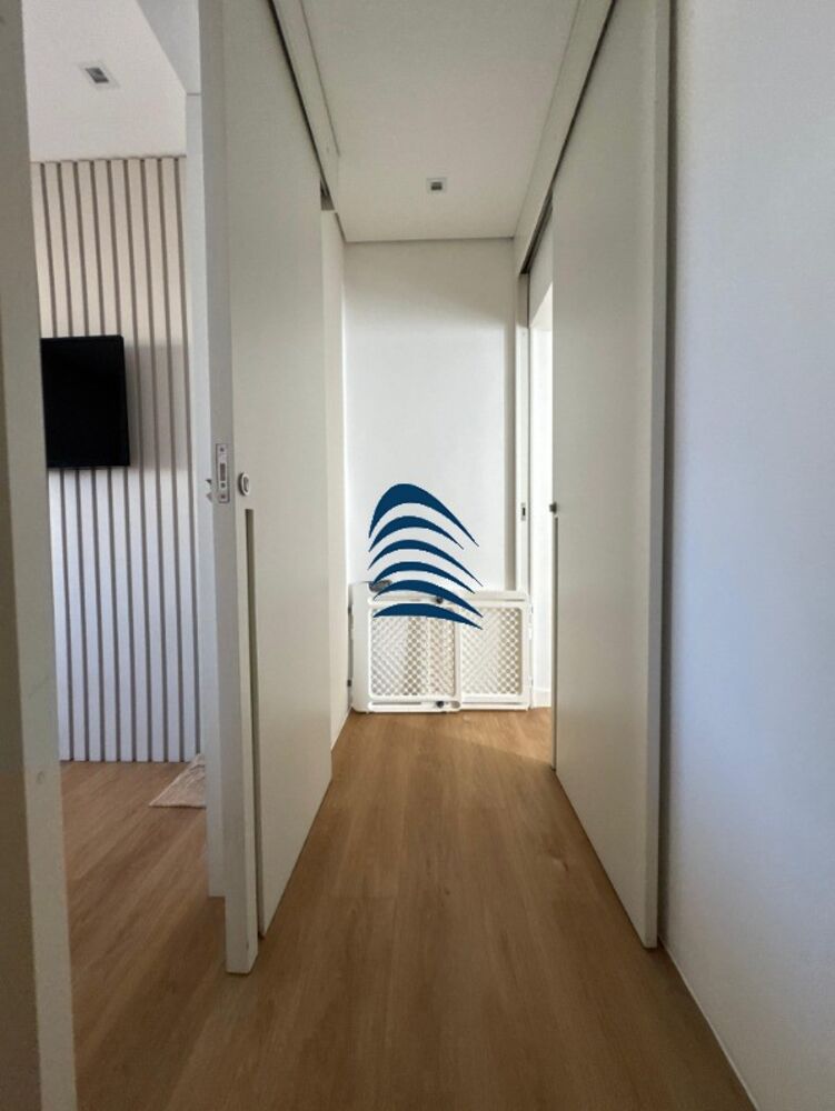 Casa à venda com 3 quartos, 109m² - Foto 1
