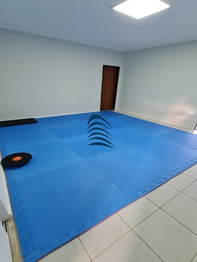 Casa, 4 quartos, 1370 m² - Foto 2