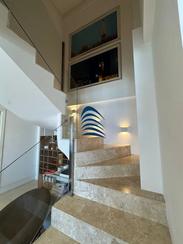 Cobertura, 4 quartos, 233 m² - Foto 2