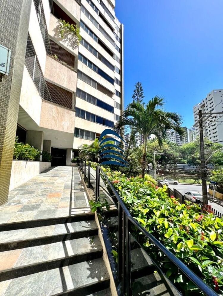 Apartamento à venda com 3 quartos, 197m² - Foto 9