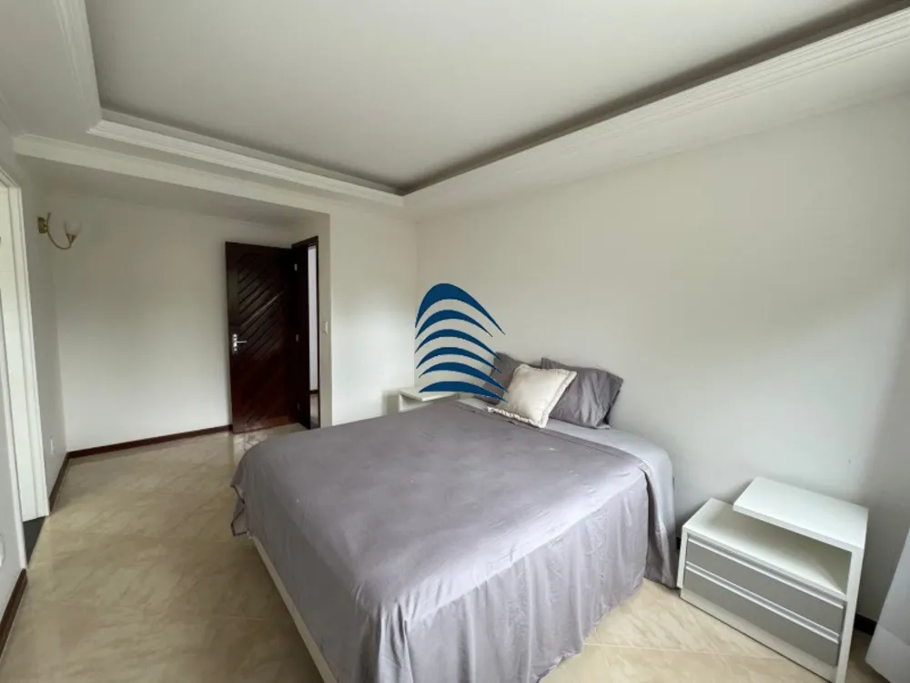 Casa, 4 quartos, 310 m² - Foto 2
