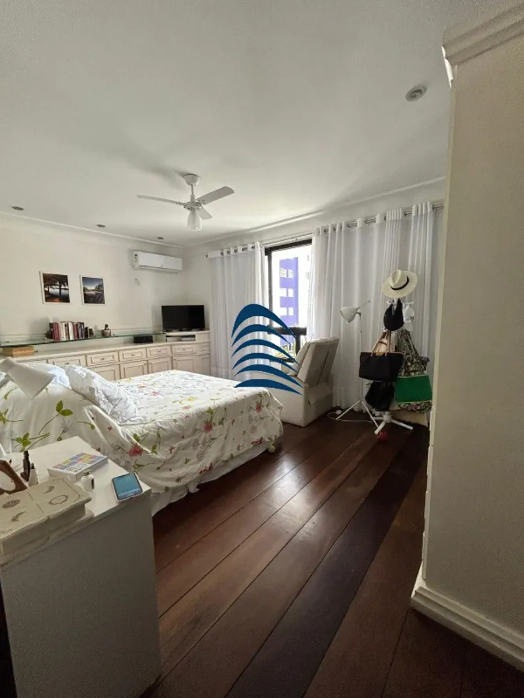 Apartamento, 3 quartos, 225 m² - Foto 1