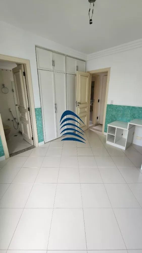 Apartamento à venda com 4 quartos, 156m² - Foto 14