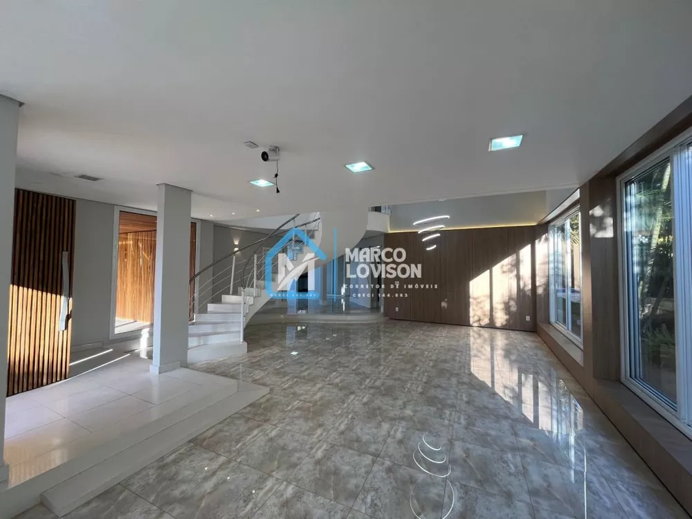 Casa de Condomínio à venda com 4 quartos, 1050m² - Foto 4