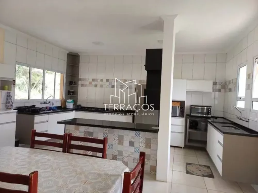 Chácara à venda com 2 quartos, 300m² - Foto 4