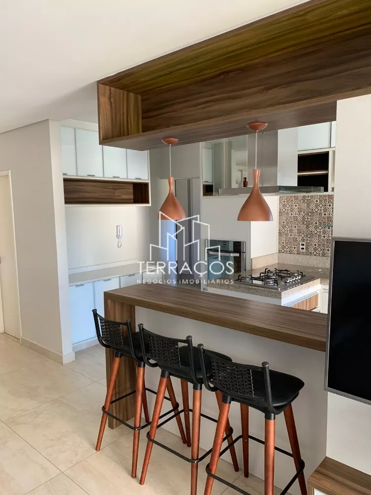 Apartamento para alugar com 3 quartos, 112m² - Foto 1