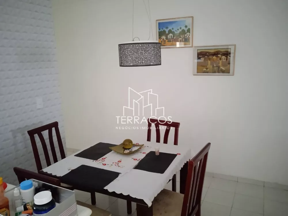 Casa à venda com 3 quartos, 199m² - Foto 3