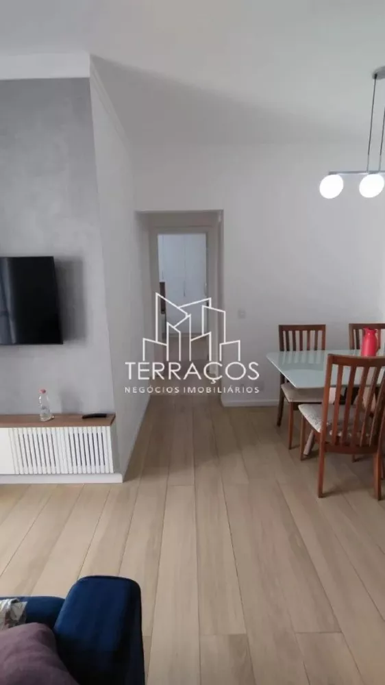 Apartamento à venda com 2 quartos, 62m² - Foto 4