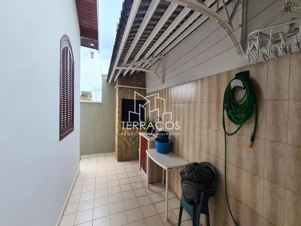 Casa à venda com 3 quartos, 142m² - Foto 12