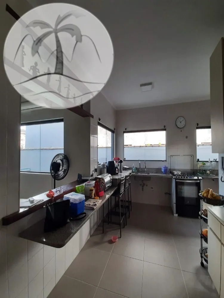 Casa, 3 quartos, 1099 m² - Foto 30