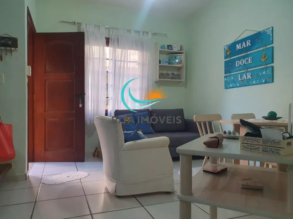 Casa à venda com 2 quartos, 70m² - Foto 4