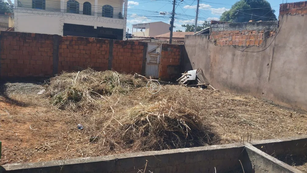Terreno, 300 m² - Foto 1