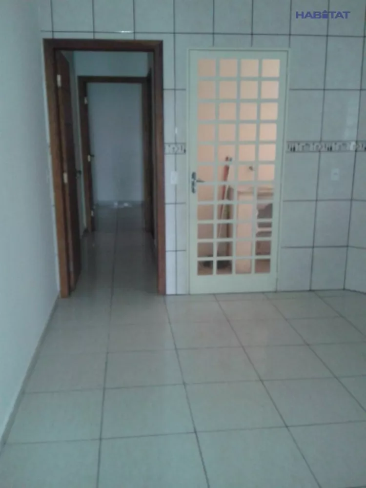 Sobrado à venda com 4 quartos, 150m² - Foto 2