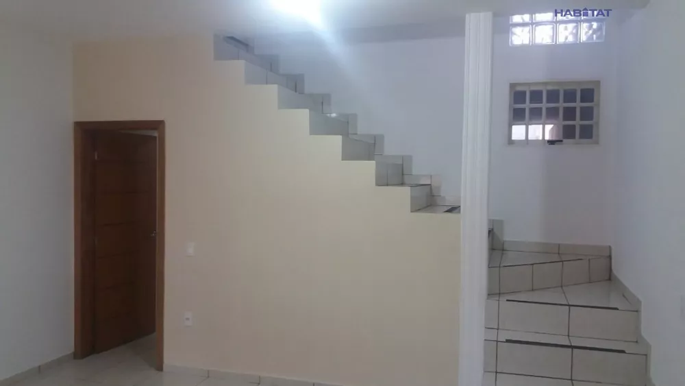 Sobrado à venda com 4 quartos, 150m² - Foto 4