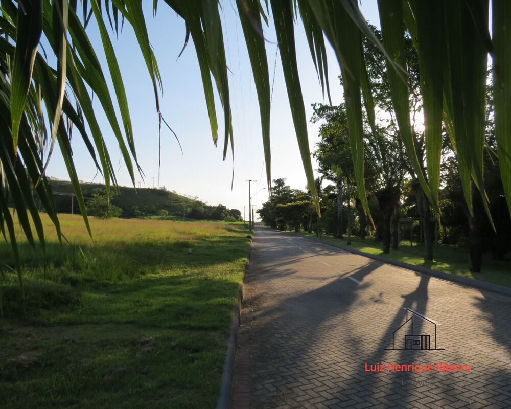 Terreno à venda, 450m² - Foto 1