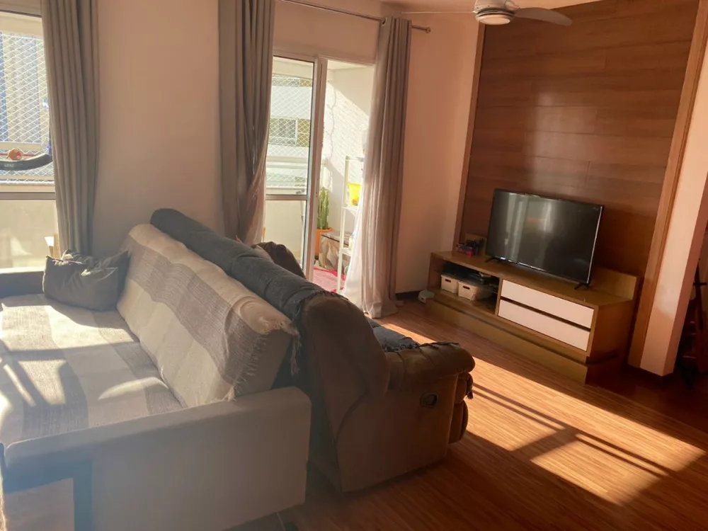 Apartamento à venda com 3 quartos, 105m² - Foto 2