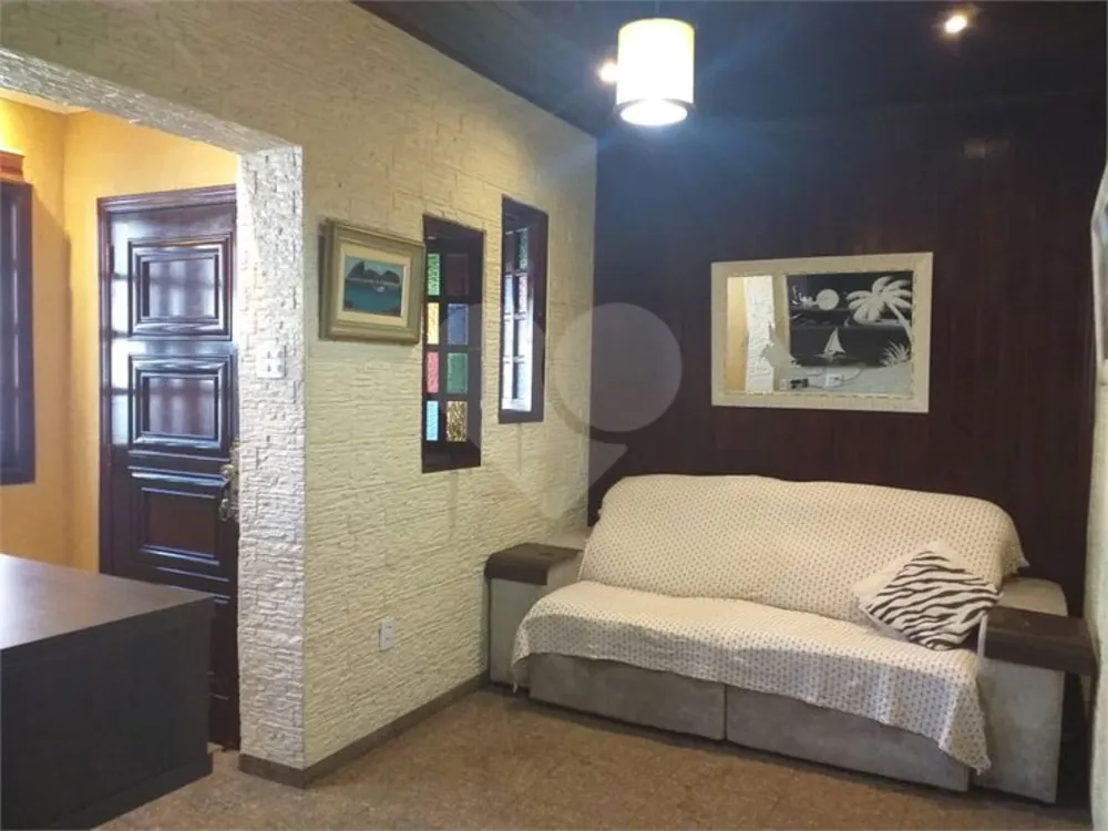 Casa, 2 quartos, 200 m² - Foto 1