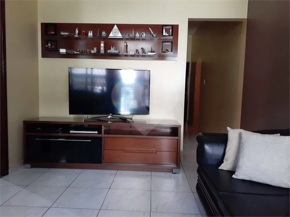 Casa, 3 quartos, 220 m² - Foto 2
