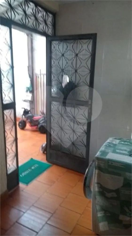 Casa, 2 quartos, 245 m² - Foto 17