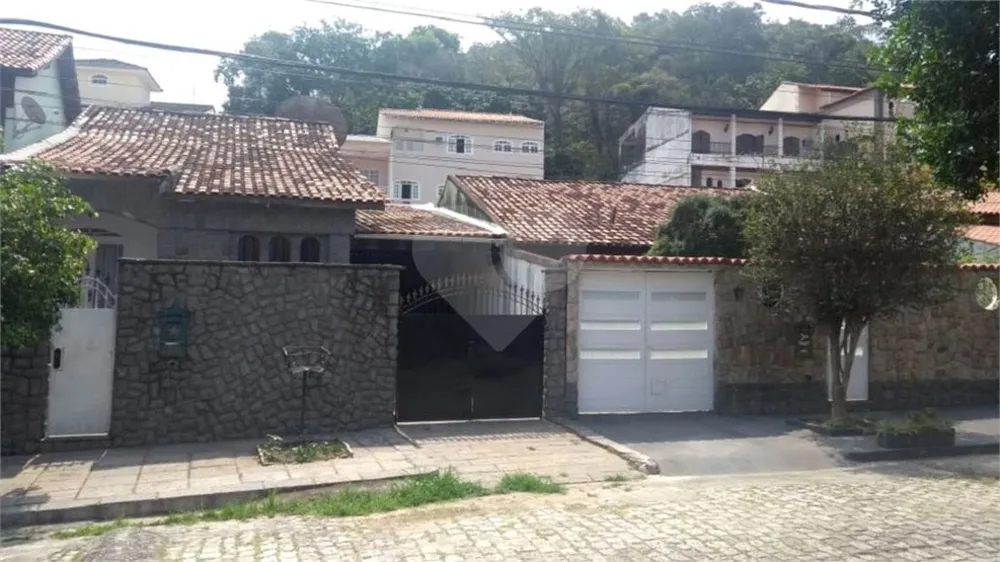 Casa, 2 quartos, 245 m² - Foto 2