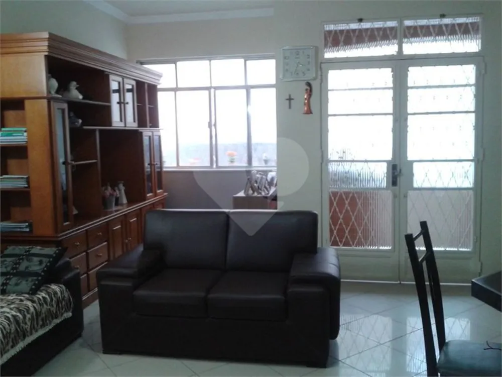 Casa, 3 quartos, 240 m² - Foto 4