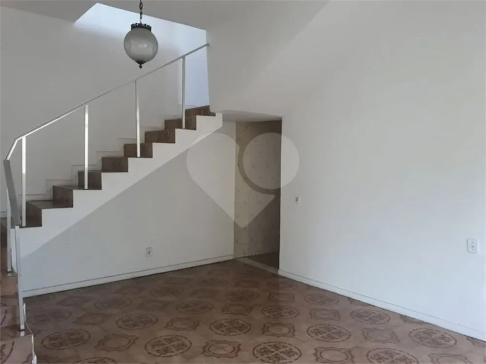 Casa, 3 quartos, 230 m² - Foto 2