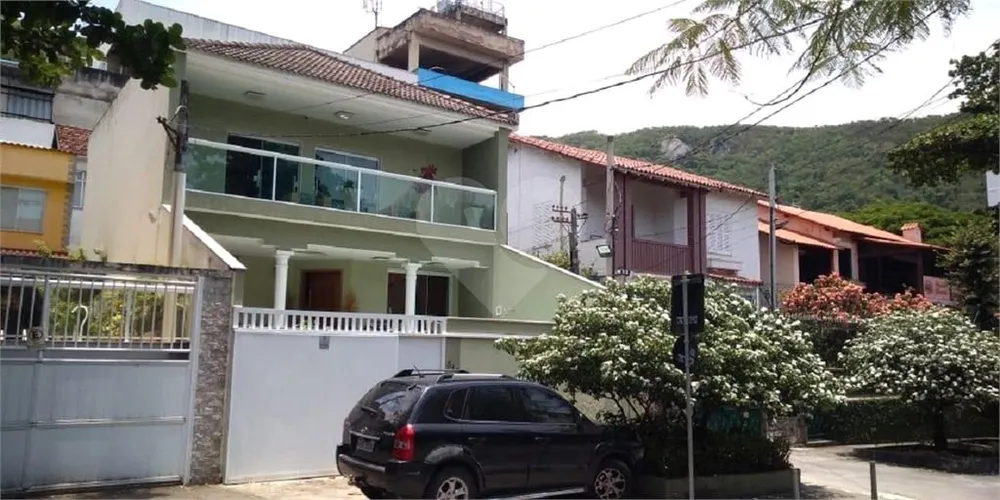 Casa, 4 quartos, 260 m² - Foto 2