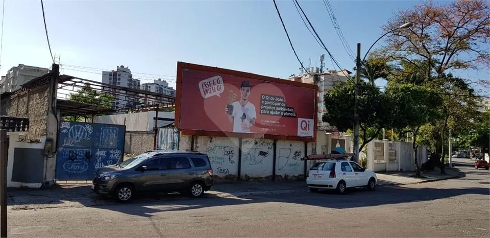 Loteamento e Condomínio, 760 m² - Foto 15