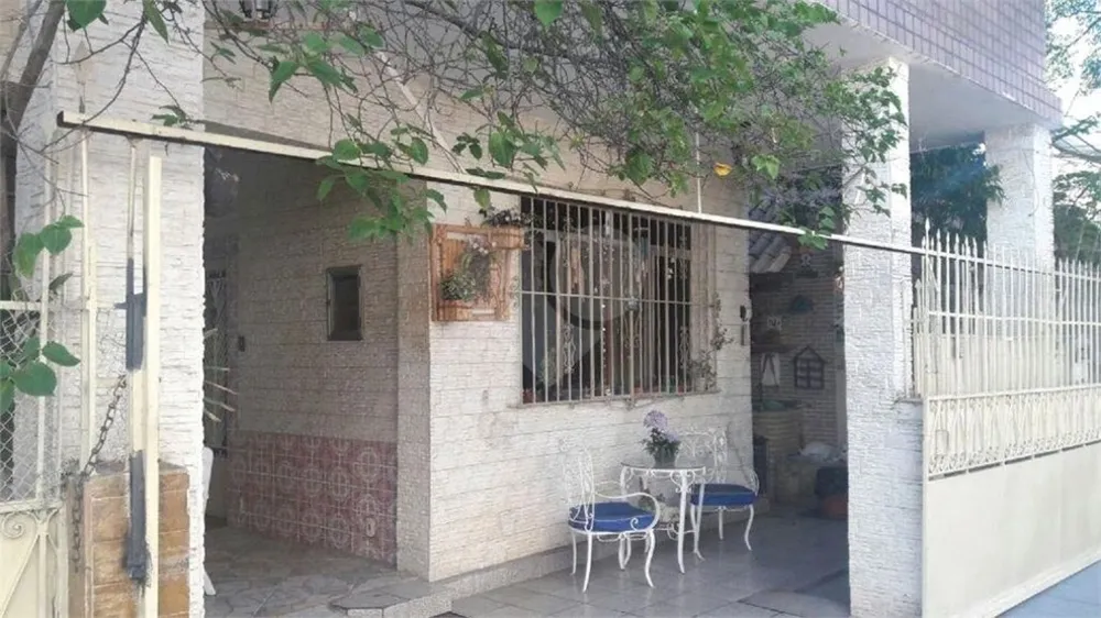 Casa, 4 quartos, 130 m² - Foto 1