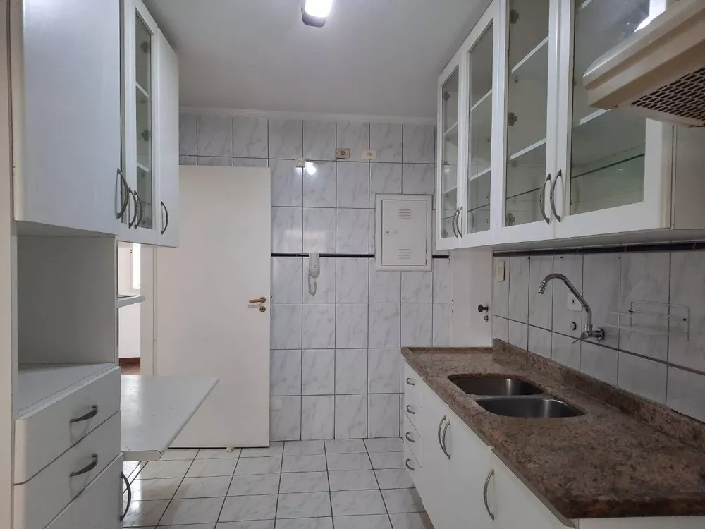 Apartamento à venda com 3 quartos, 106m² - Foto 1