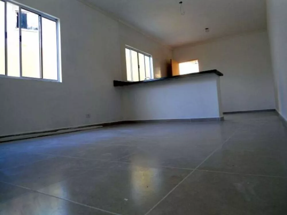 Casa de Condomínio à venda com 3 quartos, 160m² - Foto 1